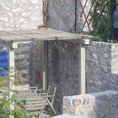 To Petradi Apartamento Avgonima Exterior foto