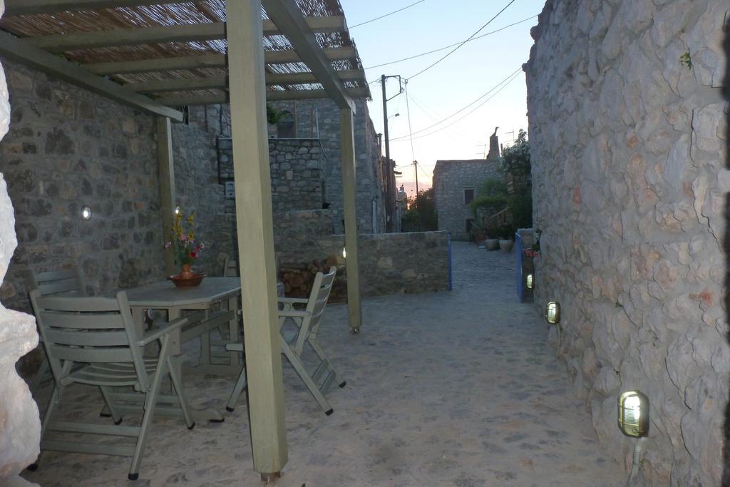To Petradi Apartamento Avgonima Quarto foto
